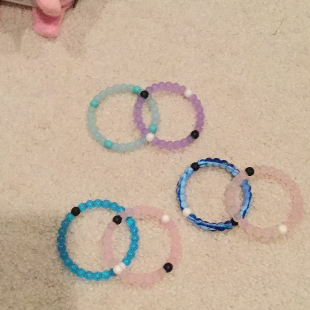 bracelets